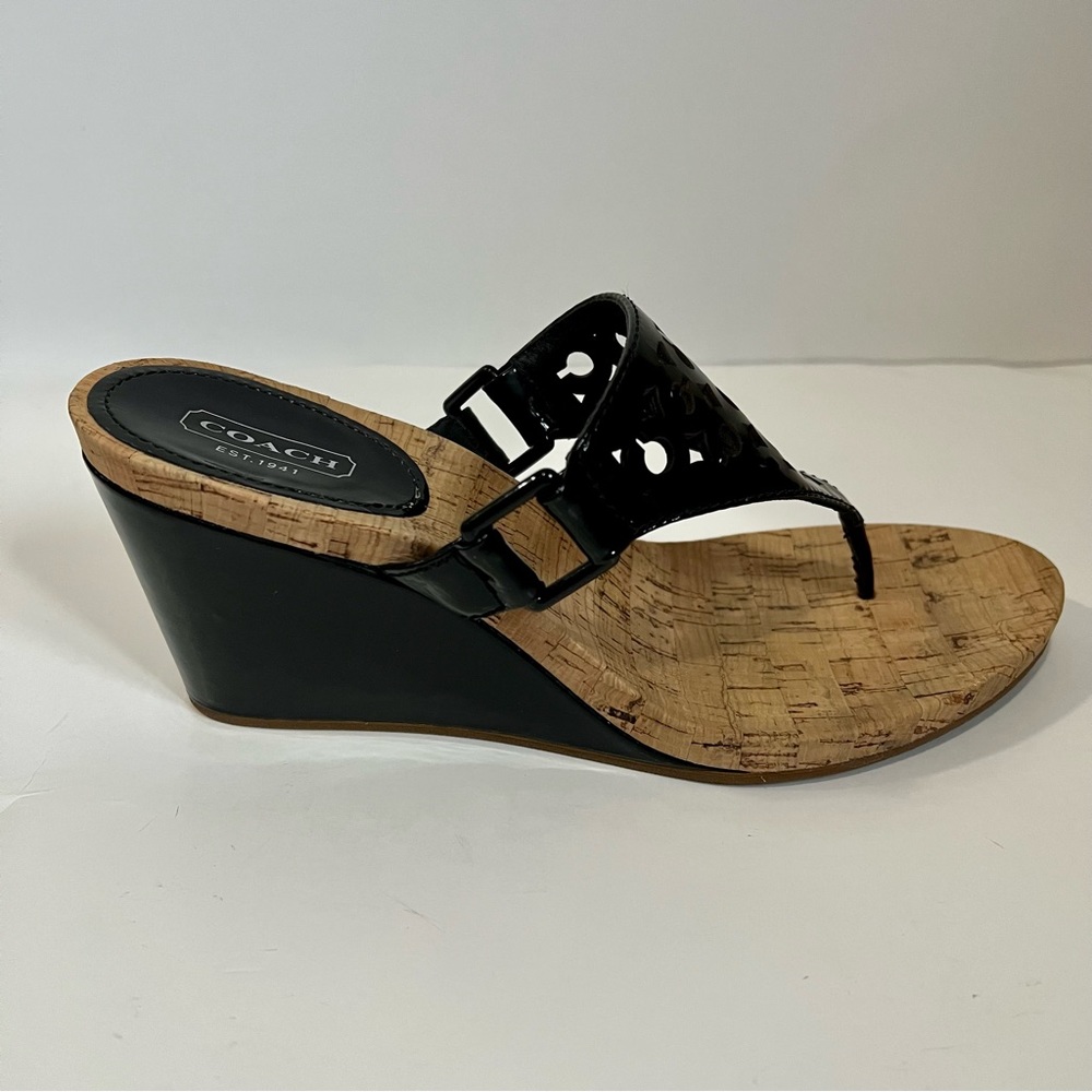 Women’s Coach Black Brookk OP Art patent leather wedge heels shoes. Size 8. - Picture 10 of 11